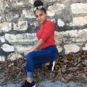 Meet your Posher, Miracle